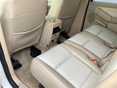 2006 Mercury Mountaineer Luxury   - Photo 21 - Crest Hill, IL 60403