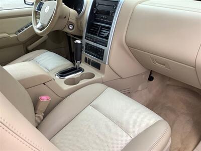 2006 Mercury Mountaineer Luxury   - Photo 27 - Crest Hill, IL 60403