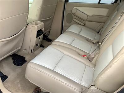 2006 Mercury Mountaineer Luxury   - Photo 20 - Crest Hill, IL 60403