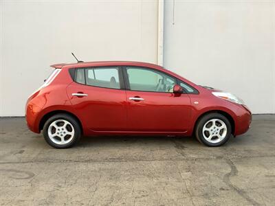 2012 Nissan LEAF SV - Photo 7 - Crest Hill, IL 60403