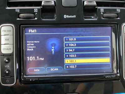 2012 Nissan LEAF SV - Photo 19 - Crest Hill, IL 60403