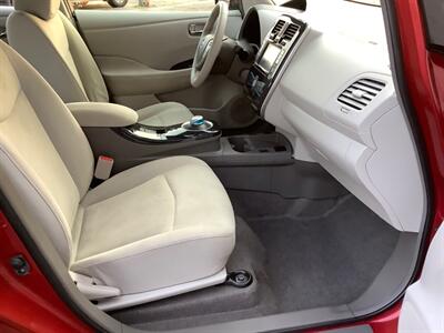 2012 Nissan LEAF SV - Photo 34 - Crest Hill, IL 60403