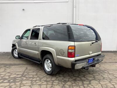 2002 Chevrolet Suburban 1500 LT   - Photo 4 - Crest Hill, IL 60403
