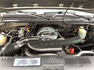 2002 Chevrolet Suburban 1500 LT   - Photo 73 - Crest Hill, IL 60403