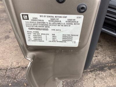 2002 Chevrolet Suburban 1500 LT   - Photo 53 - Crest Hill, IL 60403