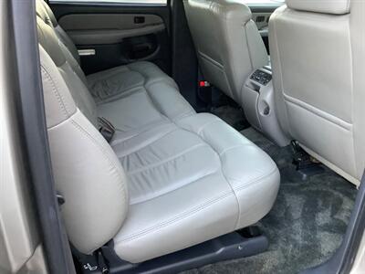 2002 Chevrolet Suburban 1500 LT   - Photo 25 - Crest Hill, IL 60403