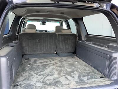 2002 Chevrolet Suburban 1500 LT   - Photo 34 - Crest Hill, IL 60403