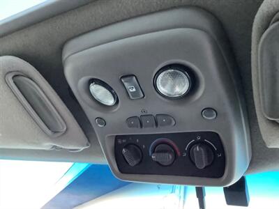 2002 Chevrolet Suburban 1500 LT   - Photo 33 - Crest Hill, IL 60403