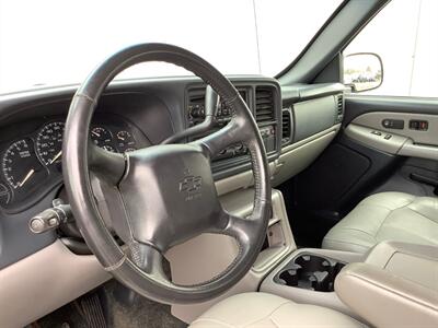 2002 Chevrolet Suburban 1500 LT   - Photo 52 - Crest Hill, IL 60403