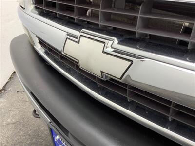 2002 Chevrolet Suburban 1500 LT   - Photo 66 - Crest Hill, IL 60403