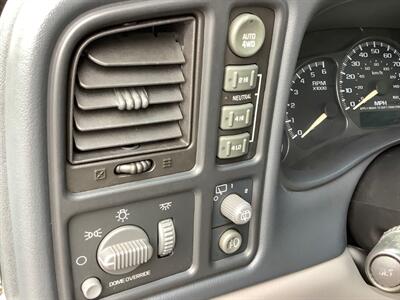 2002 Chevrolet Suburban 1500 LT   - Photo 50 - Crest Hill, IL 60403