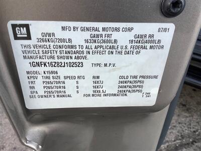 2002 Chevrolet Suburban 1500 LT   - Photo 19 - Crest Hill, IL 60403