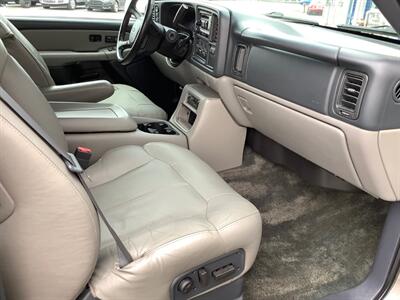 2002 Chevrolet Suburban 1500 LT   - Photo 61 - Crest Hill, IL 60403