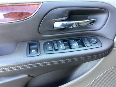 2014 Chrysler Town & Country Touring   - Photo 12 - Crest Hill, IL 60403