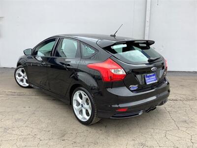 2014 Ford Focus ST - Photo 4 - Crest Hill, IL 60403