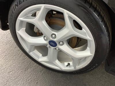 2014 Ford Focus ST - Photo 32 - Crest Hill, IL 60403