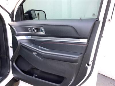 2016 Ford Explorer Sport   - Photo 33 - Crest Hill, IL 60403