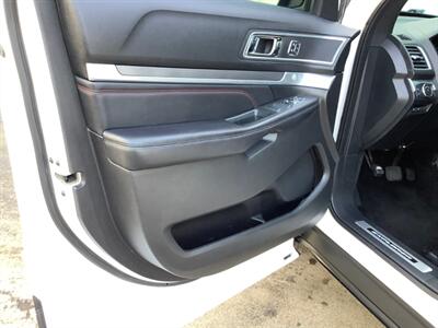 2016 Ford Explorer Sport   - Photo 15 - Crest Hill, IL 60403