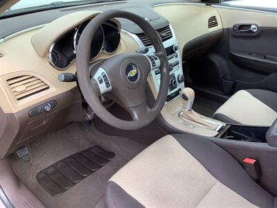 2011 Chevrolet Malibu LS - Photo 14 - Crest Hill, IL 60403