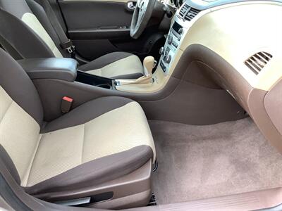 2011 Chevrolet Malibu LS - Photo 27 - Crest Hill, IL 60403