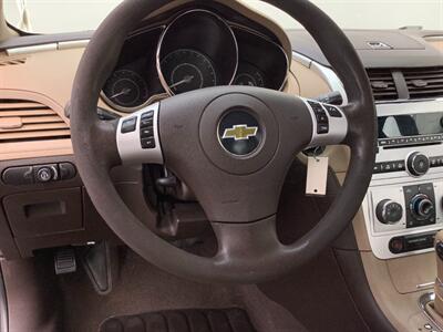 2011 Chevrolet Malibu LS - Photo 16 - Crest Hill, IL 60403