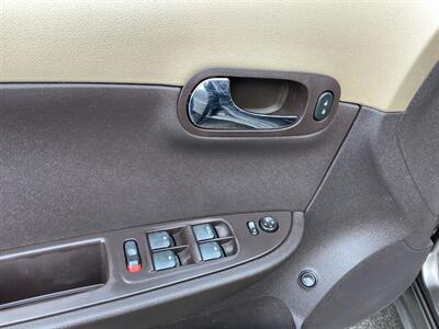2011 Chevrolet Malibu LS - Photo 11 - Crest Hill, IL 60403