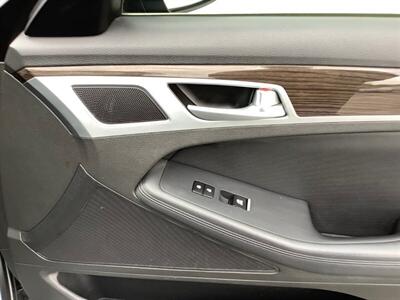 2016 Hyundai Genesis 3.8L   - Photo 30 - Crest Hill, IL 60403
