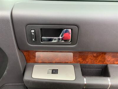2010 Ford Flex Limited   - Photo 46 - Crest Hill, IL 60403