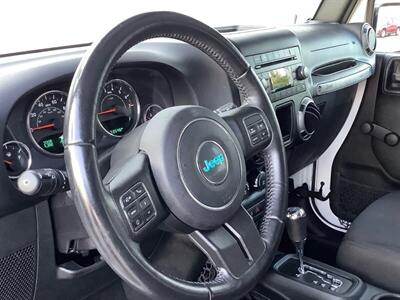 2017 Jeep Wrangler Sport   - Photo 20 - Crest Hill, IL 60403