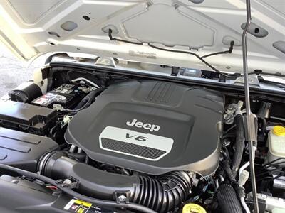 2017 Jeep Wrangler Sport   - Photo 47 - Crest Hill, IL 60403