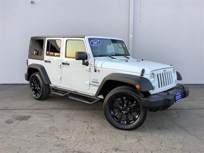 2017 Jeep Wrangler Sport   - Photo 11 - Crest Hill, IL 60403