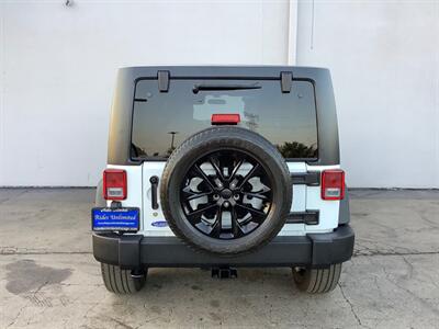 2017 Jeep Wrangler Sport   - Photo 6 - Crest Hill, IL 60403