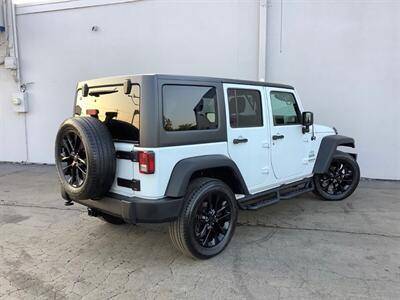 2017 Jeep Wrangler Sport   - Photo 8 - Crest Hill, IL 60403