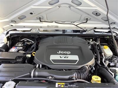 2017 Jeep Wrangler Sport   - Photo 46 - Crest Hill, IL 60403