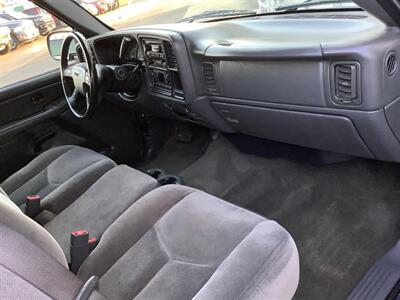 2006 GMC Sierra 1500 SL1   - Photo 31 - Crest Hill, IL 60403