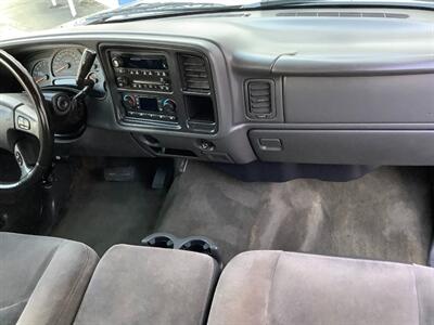2006 GMC Sierra 1500 SL1   - Photo 32 - Crest Hill, IL 60403