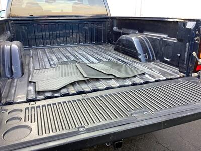 2006 GMC Sierra 1500 SL1   - Photo 33 - Crest Hill, IL 60403