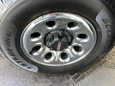 2006 GMC Sierra 1500 SL1   - Photo 34 - Crest Hill, IL 60403