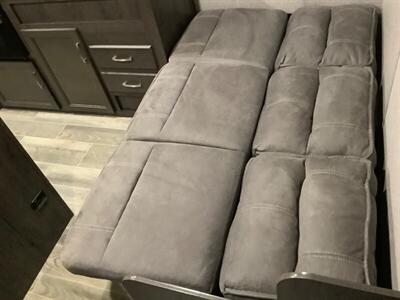 2021 Jayco Jay Flight SLX - Photo 64 - Crest Hill, IL 60403