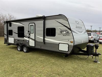 2021 Jayco Jay Flight SLX - Photo 7 - Crest Hill, IL 60403