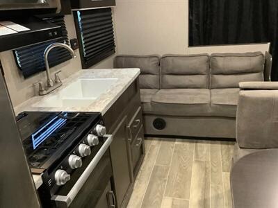 2021 Jayco Jay Flight SLX - Photo 46 - Crest Hill, IL 60403