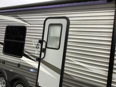2021 Jayco Jay Flight SLX - Photo 20 - Crest Hill, IL 60403