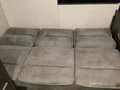 2021 Jayco Jay Flight SLX - Photo 61 - Crest Hill, IL 60403