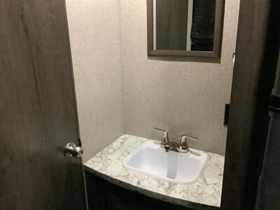 2021 Jayco Jay Flight SLX - Photo 38 - Crest Hill, IL 60403