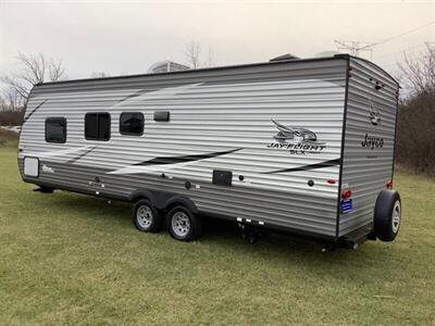 2021 Jayco Jay Flight SLX - Photo 5 - Crest Hill, IL 60403