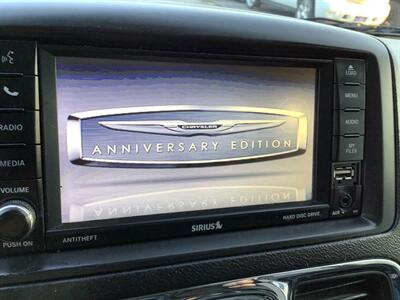 2016 Chrysler Town & Country Touring-L   - Photo 10 - Crest Hill, IL 60403