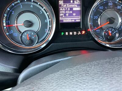 2016 Chrysler Town & Country Touring-L   - Photo 22 - Crest Hill, IL 60403