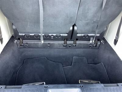 2016 Chrysler Town & Country Touring-L   - Photo 44 - Crest Hill, IL 60403