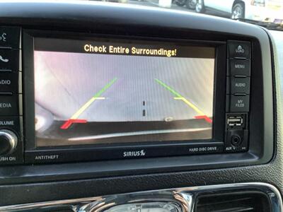 2016 Chrysler Town & Country Touring-L   - Photo 11 - Crest Hill, IL 60403