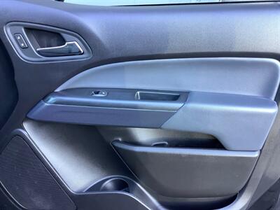 2021 Chevrolet Colorado Z71   - Photo 33 - Crest Hill, IL 60403